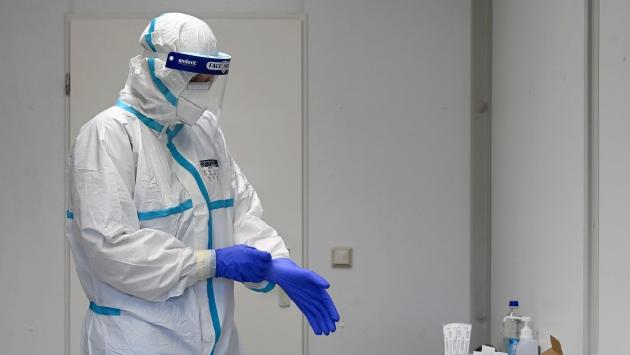 I no vax tornano in corsia: nel Parmense potrebbero rientrare in servizio 109 tra medici e infermieri