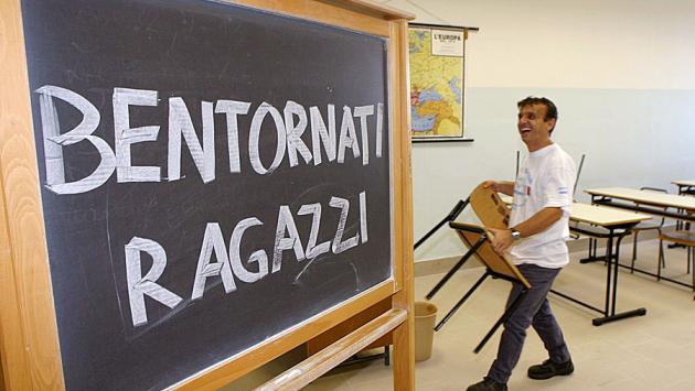 Scuola, il ministero proporrà l'avvio delle lezioni il 14 settembre