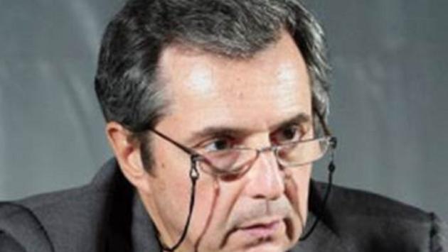 L'importanza  di chiamarsi  in tanti modi  ma non partito 