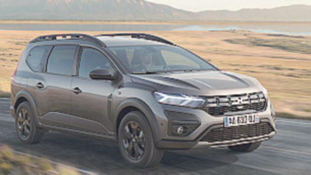 Dacia, l'ibrido debutta su Jogger