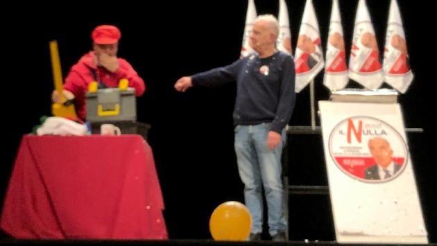 Gene Gnocchi trionfa al Magnani