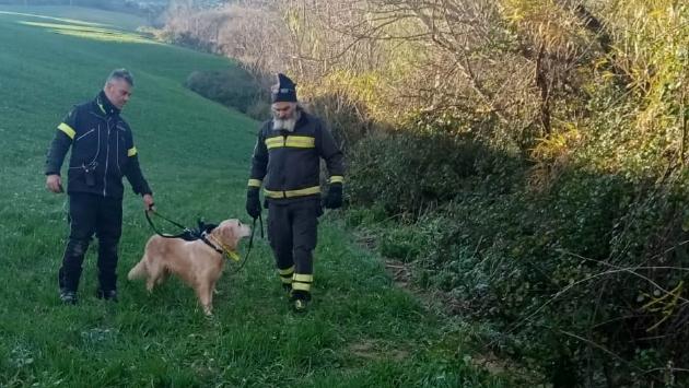 Anziano trovato morto in Abruzzo: decisiva l'Unità cinofila di Langhirano
