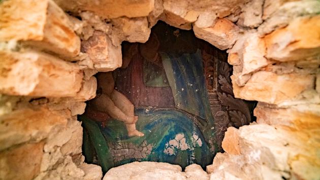 Madonna «ritrovata», il giallo dei due autori dell'affresco