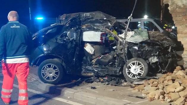 Accusato di omicidio stradale con 4 morti, resta libero