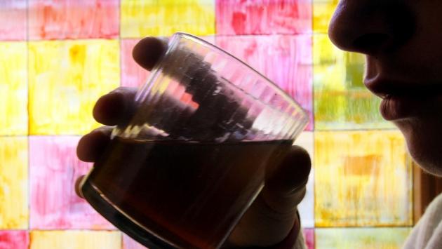 Generazione «baby alcol», è scesa a dieci anni l'età del primo bicchiere