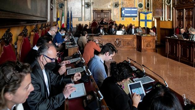 Il teleriscaldamento accende il dibattito nella maggioranza