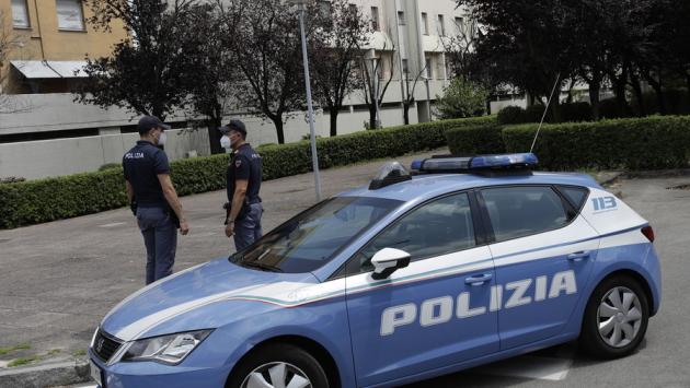 Migliora il giovane accoltellato dal padre