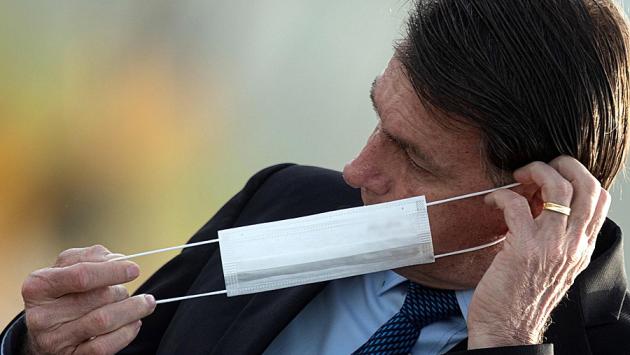 Coronavirus, Bolsonaro minimizza ma l'esito del tampone è positivo