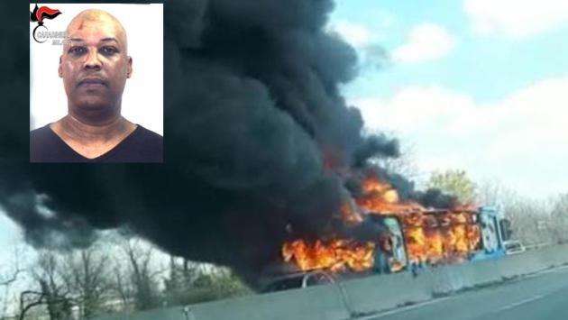 Terrore sul bus dei ragazzini: Sy condannato a 24 anni per terrorismo