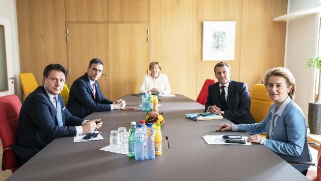 Conte a Rutte: "Se crolla il mercato Ue risponderai agli europei"