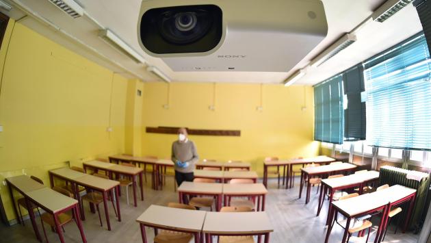 A settembre? Non ci sono aule per tutti e mancano le direttive per l'infanzia