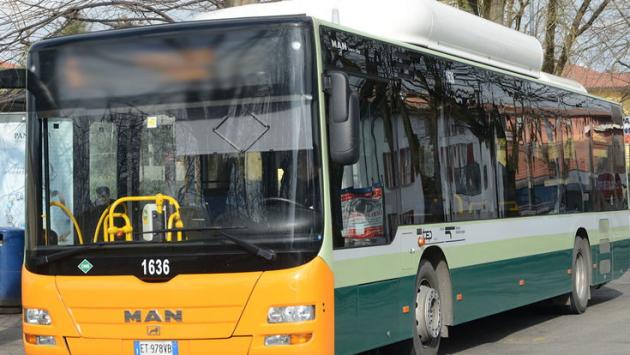 Chiusura al traffico di strada Montanara, cambiano i percorsi degli autobus