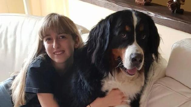 I genitori di Greta morta sul bus 5 a 18 anni: «Grazie Parma per aver cercato di salvarla»