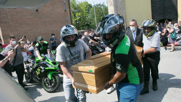 L'addio degli amici motociclisti a Faggiani