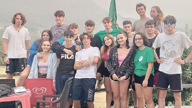 I ragazzi di Vezzano sotterrano una «capsula del tempo»