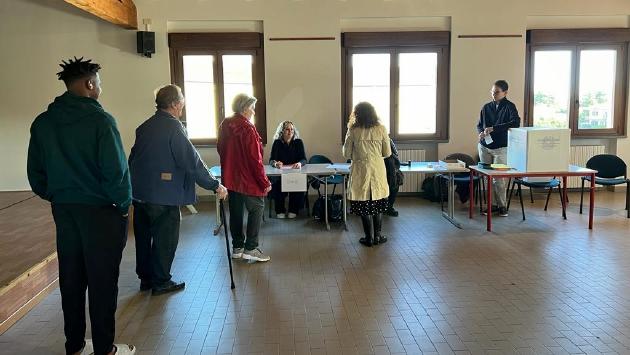 Tizzano, il referendum per il Parco: poca affluenza, vincono i «sì»