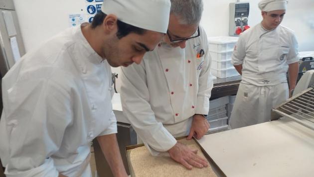 Foglie al cioccolato e composta di zucca: le delizie di Food Farm