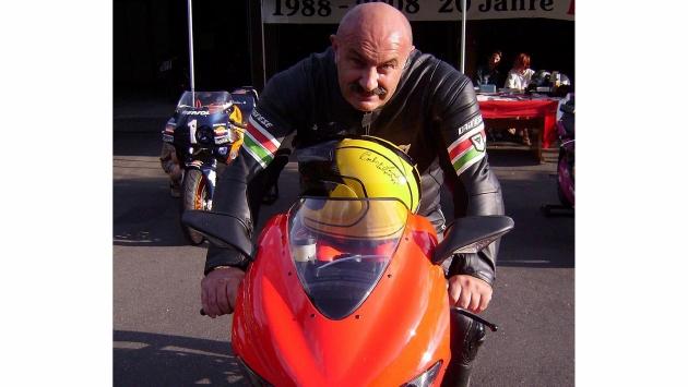 Addio a Cantoni, nel cuore il rombo delle moto d'epoca