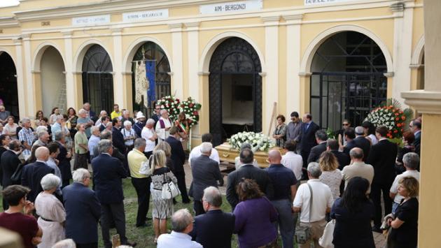 L'addio di Busseto a Carlo Bergonzi 