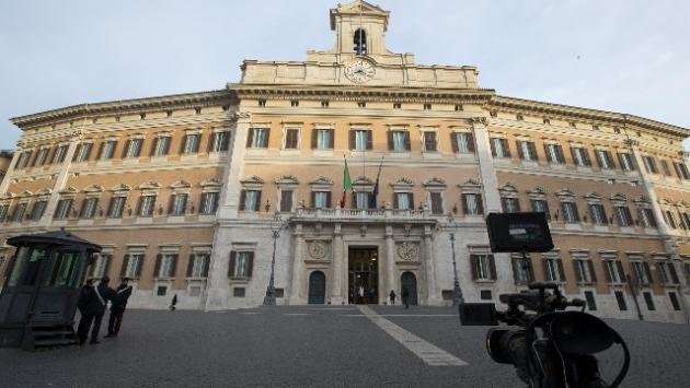 Scandalo: cinque deputati chiedono il bonus partita Iva