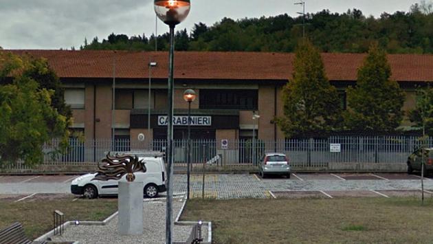 San Polo d'Enza, trova un portafogli con 900 euro e lo restituisce al proprietario