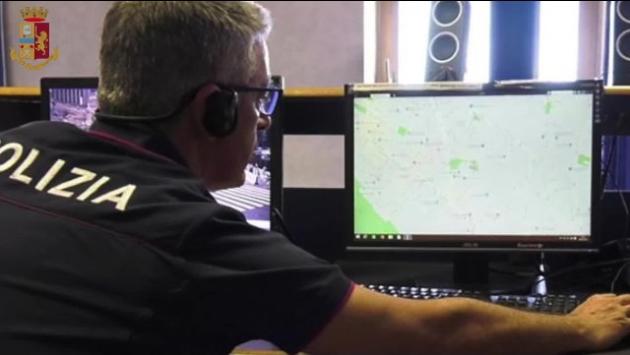Aveva oltre 10mila immagini pedopornografiche, arrestato