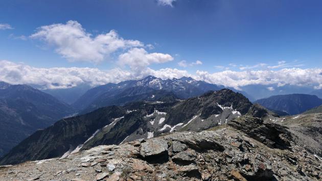 Precipitano da una cresta, morti due alpinisti in Val d'Ayas