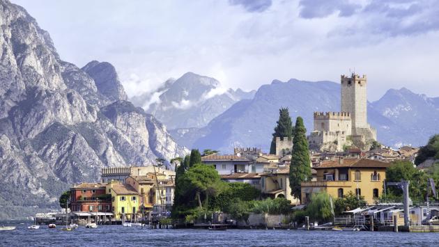 Castelli, rocche e torri sulle rive del Benaco