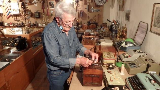 Bernazzoli, il collezionista di un mondo che non c'è più