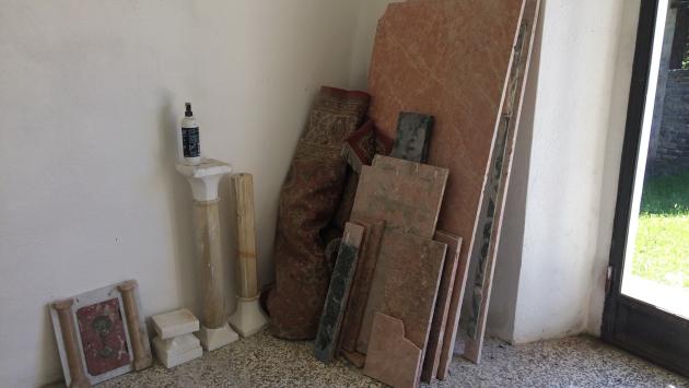 Cimitero di Rusino, il magazzino nella cappella