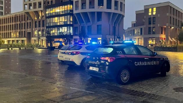 Risse e bivacchi in centro: residenti e commercianti dicono «basta»