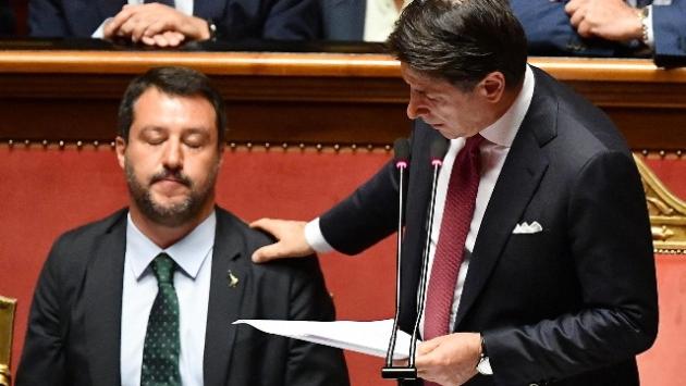 Stadi aperti? No di Conte, scontro (a distanza) con Salvini