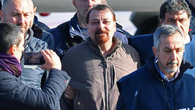 Battisti dal carcere: "Inizio lo sciopero della fame"