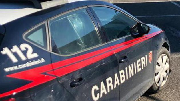 Avvelena un anziano con un liquido per motori, arrestata badante a Susa