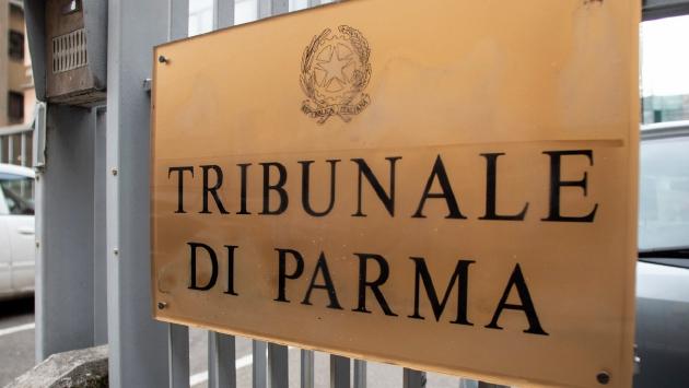 Testata in viso alla ex: condannato a otto mesi