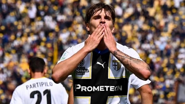 Le pagelle: troppo Parma per il Lecco. E Bernabè è il mattatore