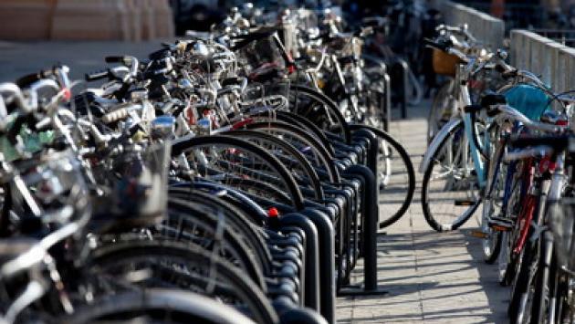 Raffica di furti di biciclette davanti alle scuole superiori