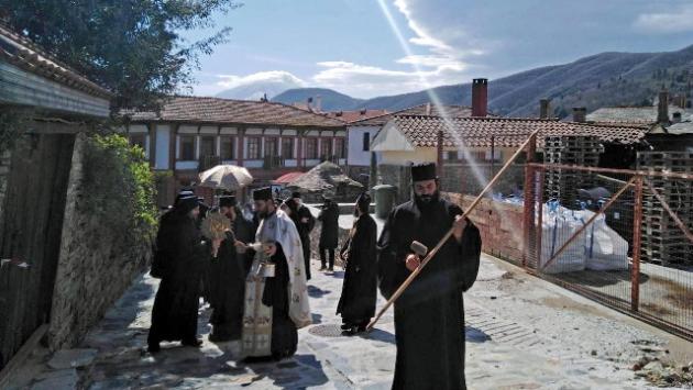Coronavirus: 10 casi tra i  monaci a Monte Athos