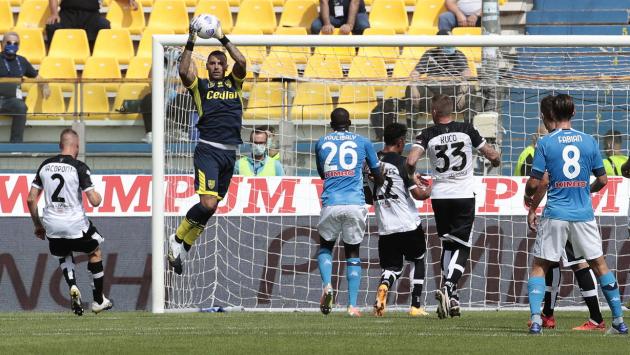 Bologna-Parma 4-1: pesante sconfitta per i crociati