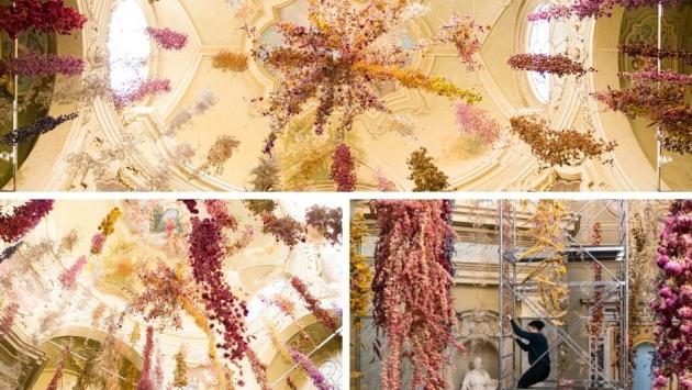 Rebecca Louise Law riconquista Parma con 200mila fiori