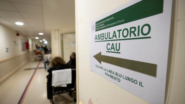 «Dodici ore di attesa al Cau: è stato estenuante»
