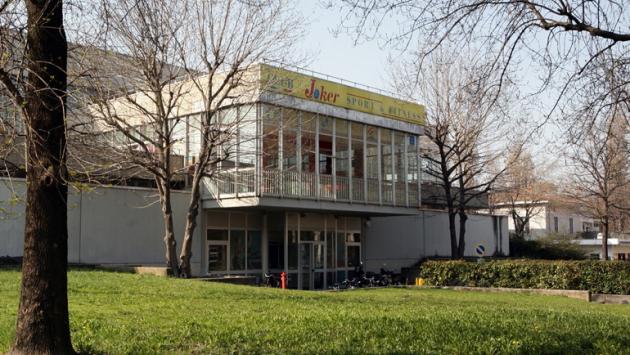 Piscina di via Zarotto, almeno un mese per la riapertura