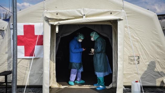 Coronavirus: all'ospedale di Crema tornano come sale attesa