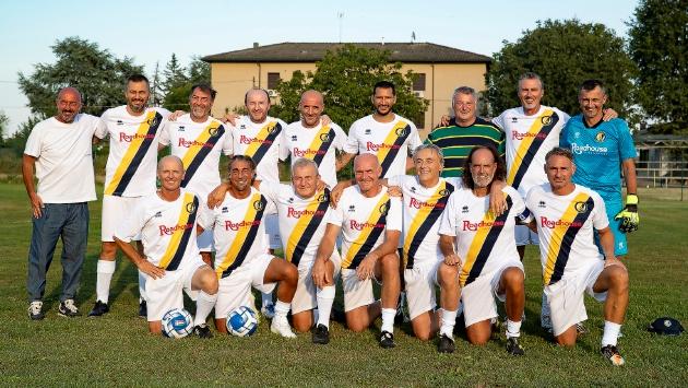 Una festa di sport e solidarietà con le vecchie glorie gialloblu