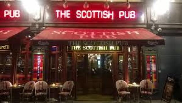 La Scozia chiude pub, bar e ristoranti