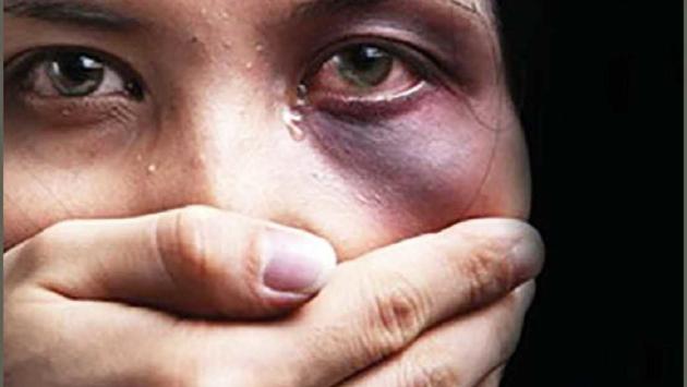Riduce in schiavitù una connazionale per farla prostituire (anche a Parma): in carcere 31enne albanese