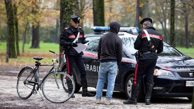 «Vuoi comprarla?». Ma lei riconosce la sua bici rubata e chiama i carabinieri
