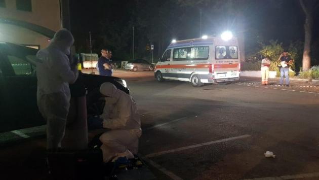 Neonato trovato abbandonato in strada a Verona, sta bene