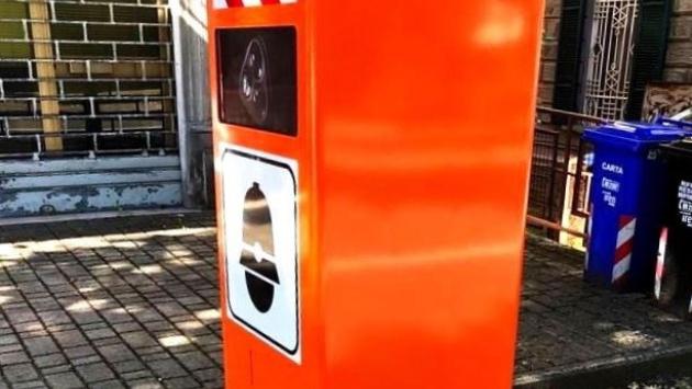 Autovelox davanti al garage: la protesta di un pensionato
