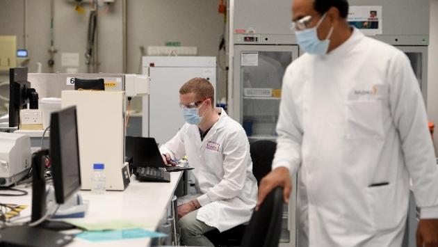 Locatelli: "Le prime vaccinazioni in primavera"